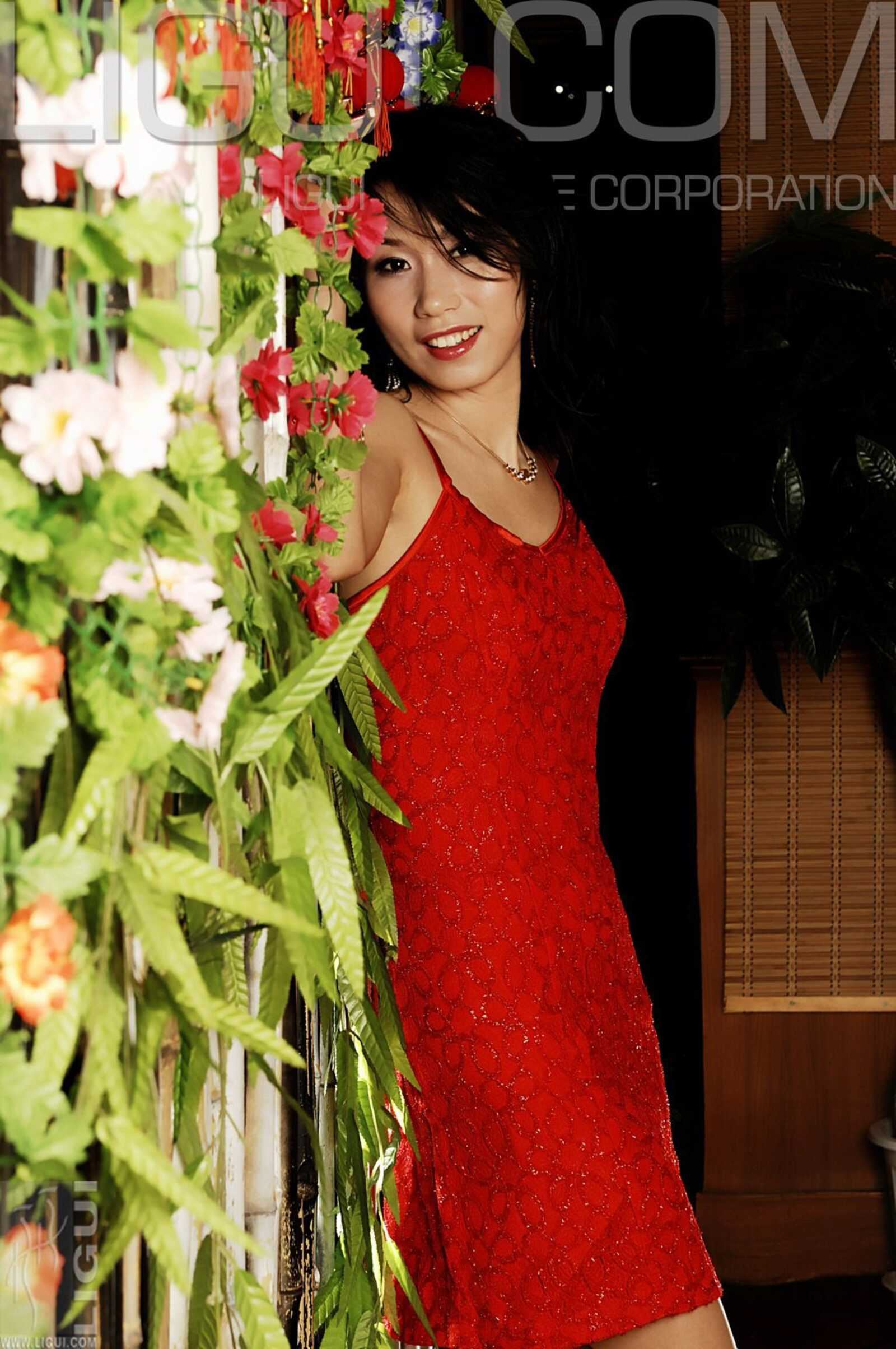 丽柜LiGui Model 海伦《少女的紅裙》丝足写真集图